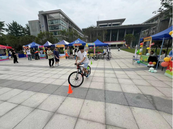 免费观看已满十八岁电视剧两女