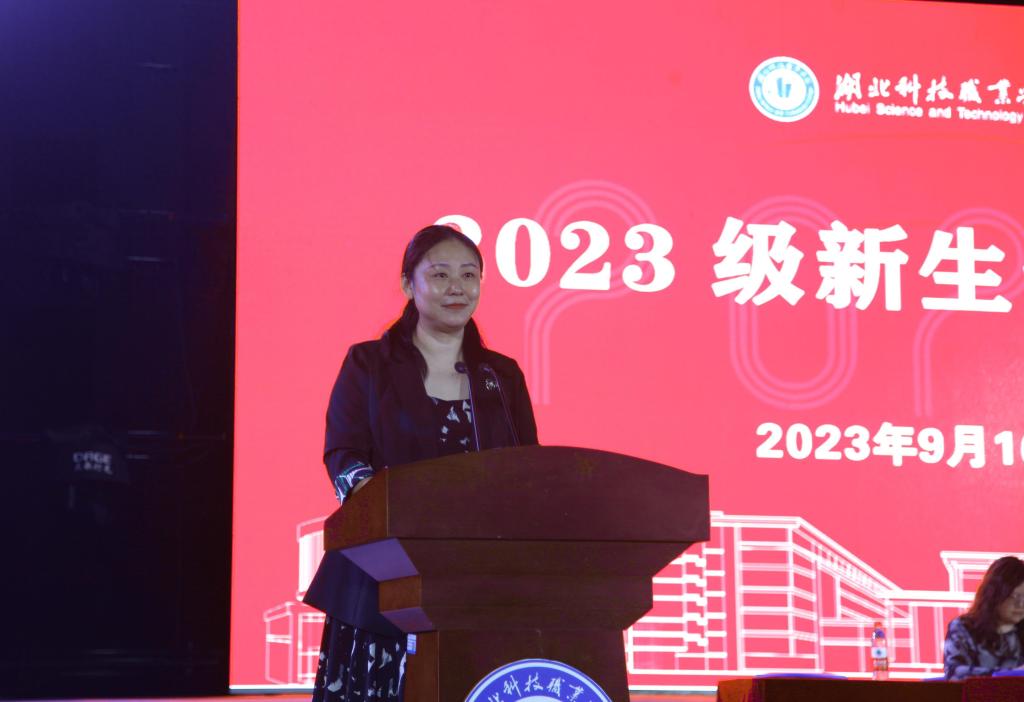 免费观看已满十八岁电视剧两女
