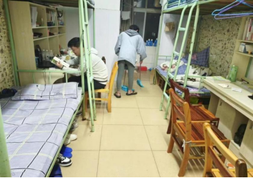 免费观看已满十八岁电视剧两女