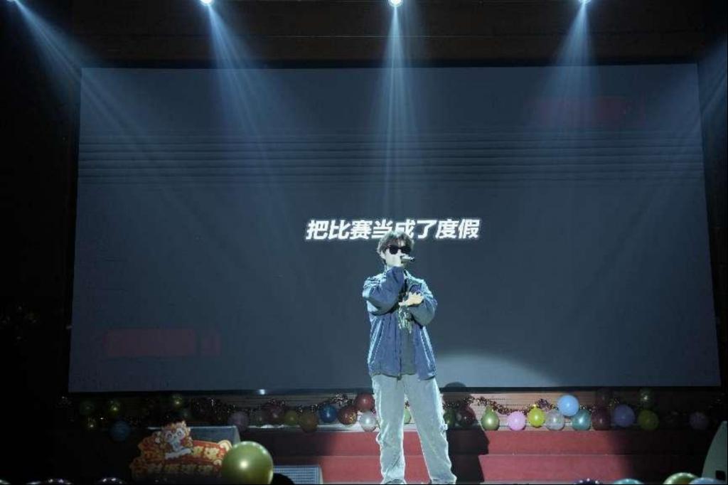 免费观看已满十八岁电视剧两女