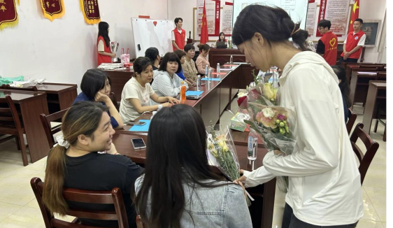 免费观看已满十八岁电视剧两女