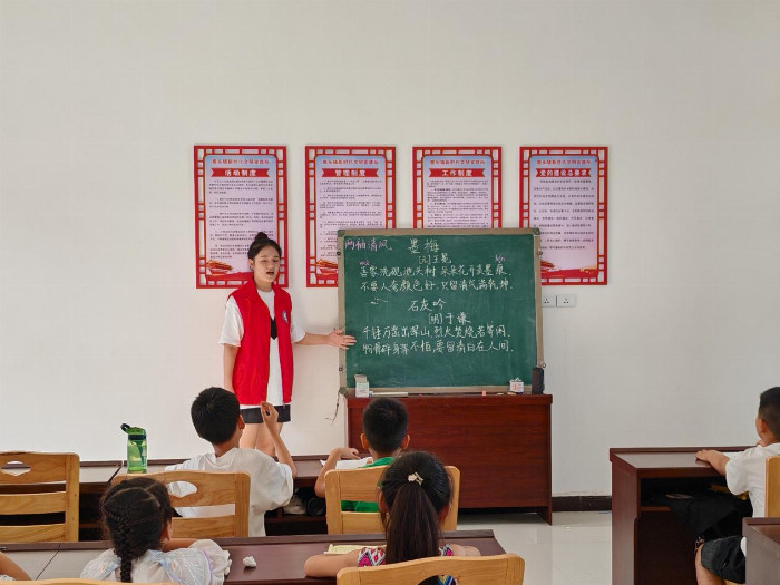 免费观看已满十八岁电视剧两女