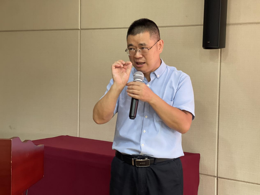 免费观看已满十八岁电视剧两女