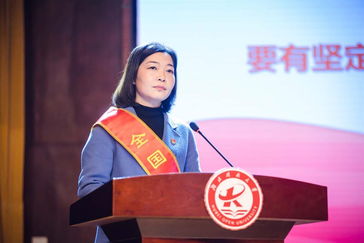 免费观看已满十八岁电视剧两女