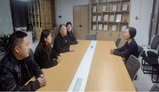 免费观看已满十八岁电视剧两女
