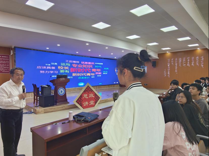 免费观看已满十八岁电视剧两女