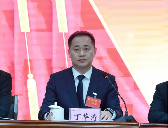 免费观看已满十八岁电视剧两女