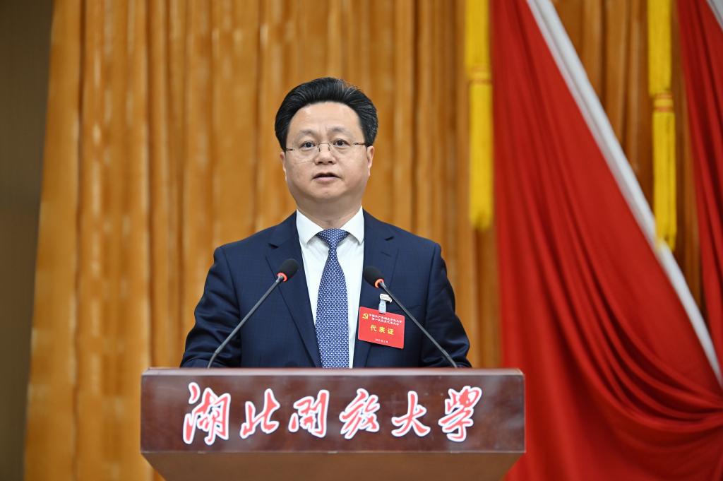 免费观看已满十八岁电视剧两女