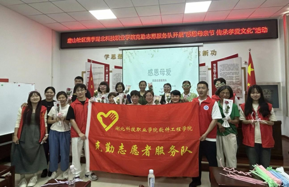 免费观看已满十八岁电视剧两女