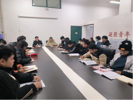免费观看已满十八岁电视剧两女