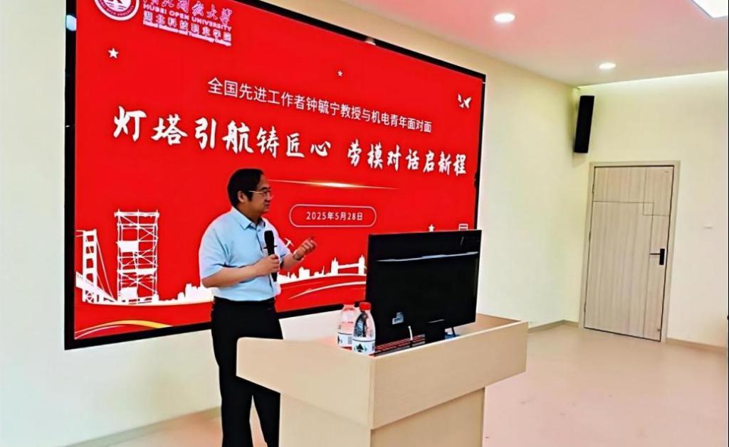 免费观看已满十八岁电视剧两女