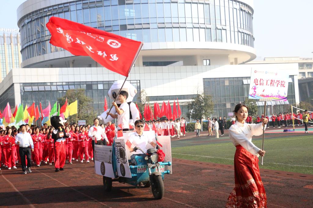免费观看已满十八岁电视剧两女
