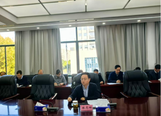 免费观看已满十八岁电视剧两女