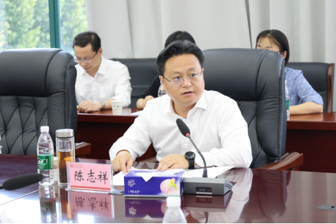 免费观看已满十八岁电视剧两女