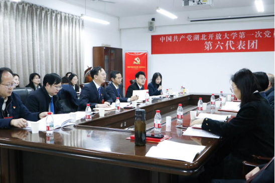免费观看已满十八岁电视剧两女