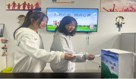 免费观看已满十八岁电视剧两女