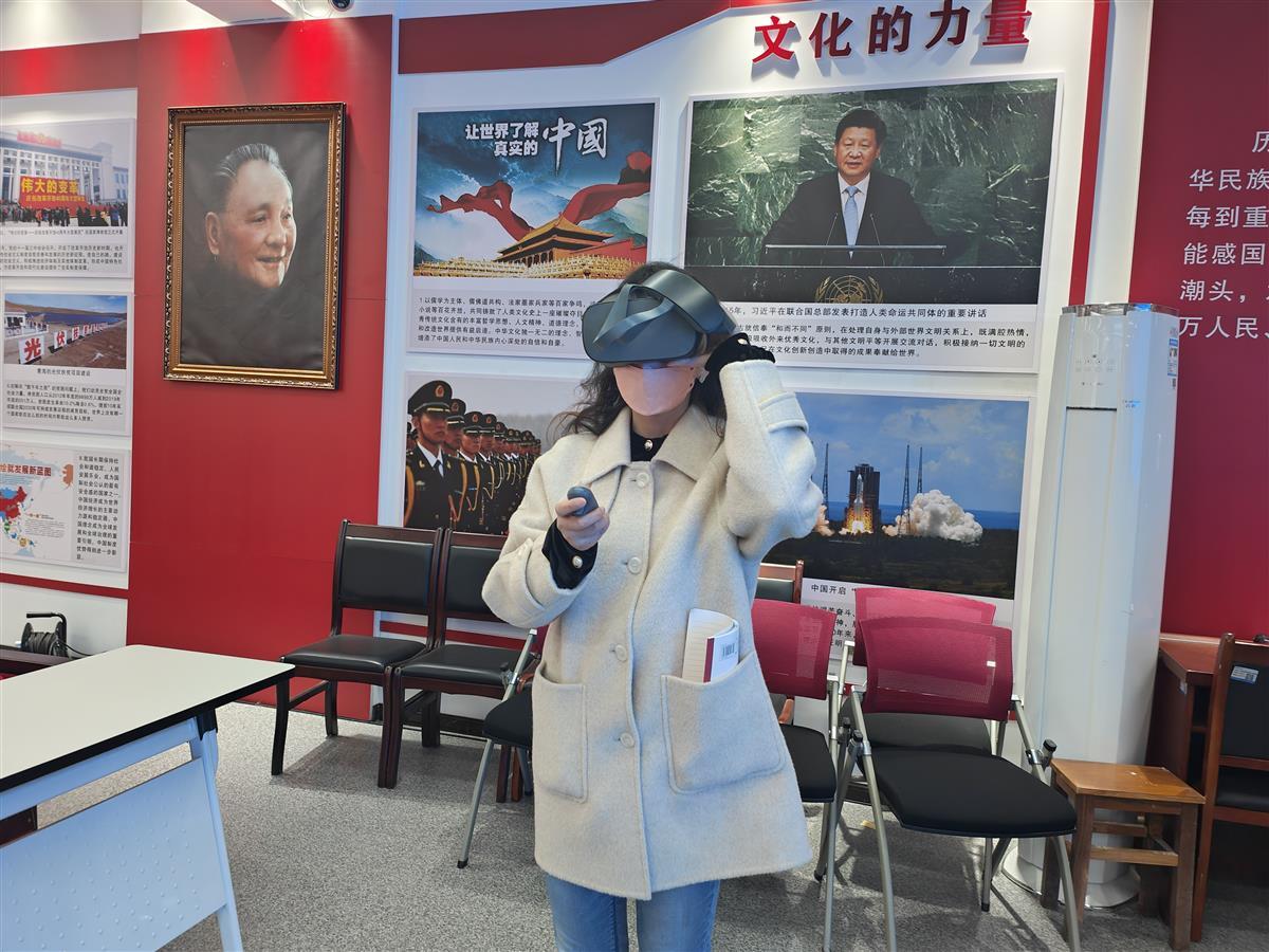 免费观看已满十八岁电视剧两女
