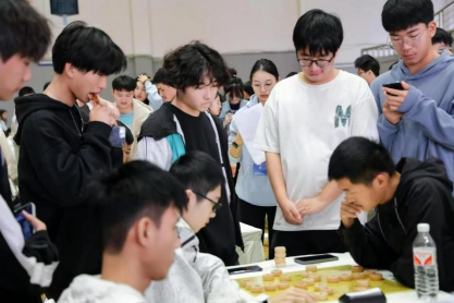 免费观看已满十八岁电视剧两女