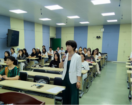免费观看已满十八岁电视剧两女