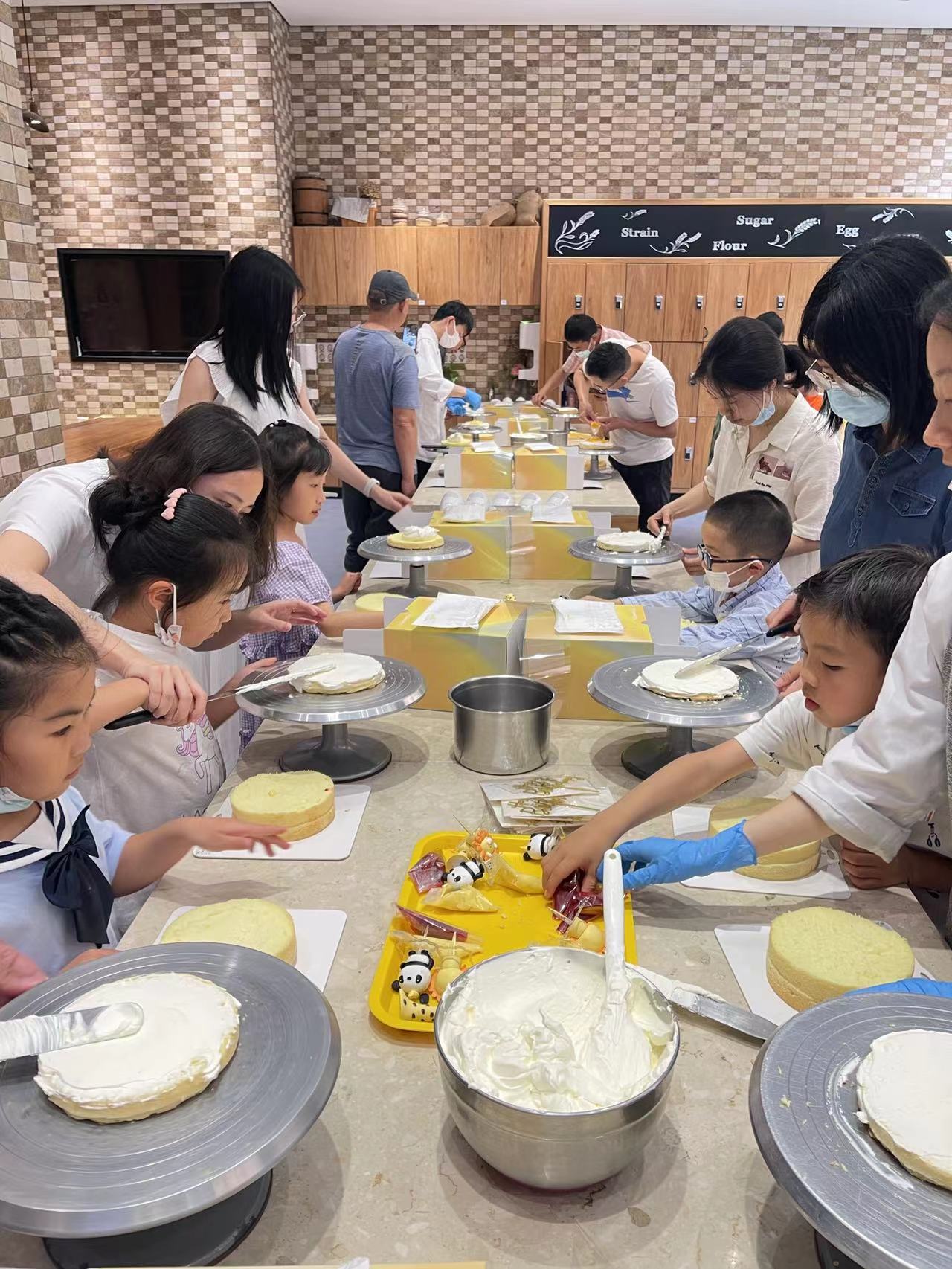 免费观看已满十八岁电视剧两女