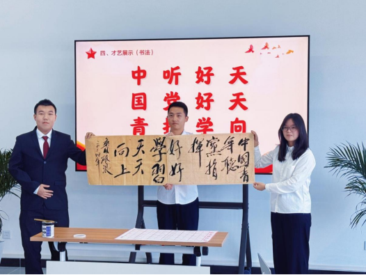 免费观看已满十八岁电视剧两女