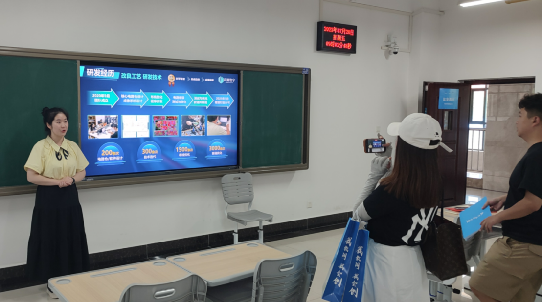 免费观看已满十八岁电视剧两女
