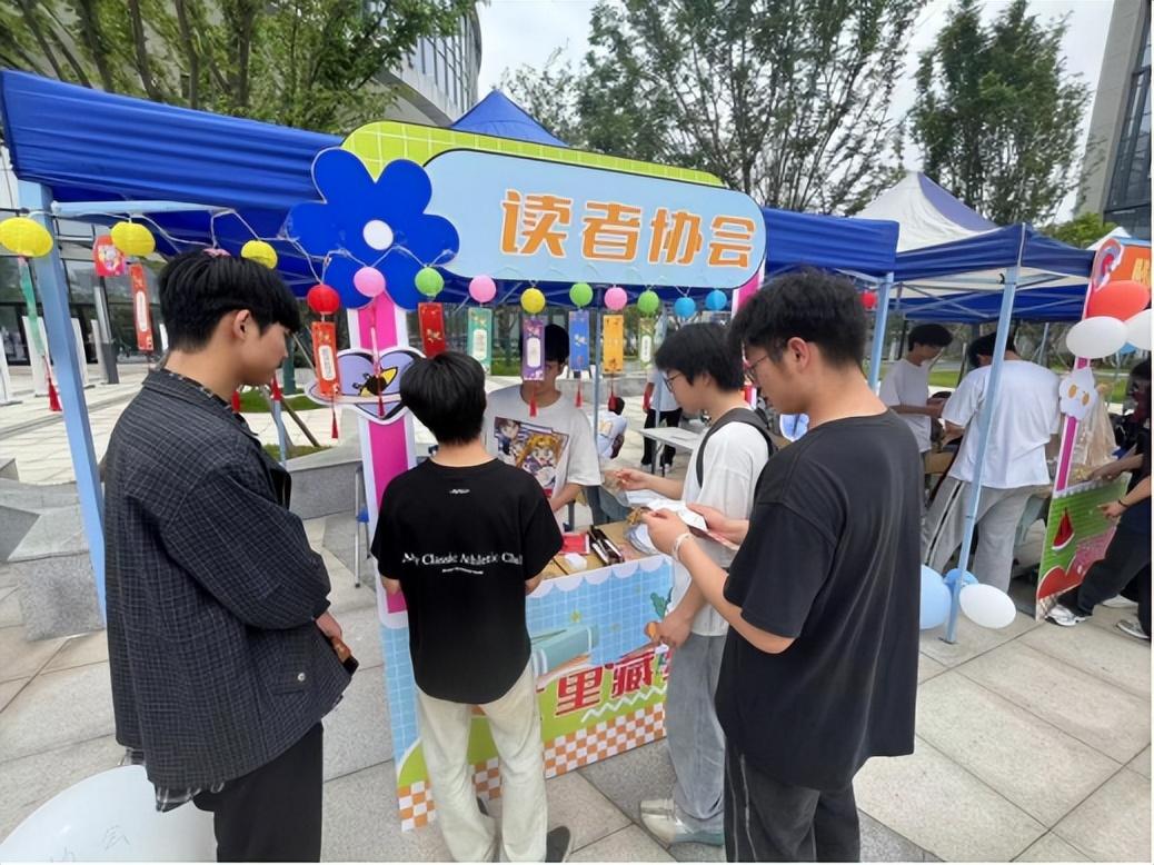 免费观看已满十八岁电视剧两女