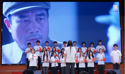 免费观看已满十八岁电视剧两女