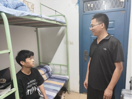 免费观看已满十八岁电视剧两女