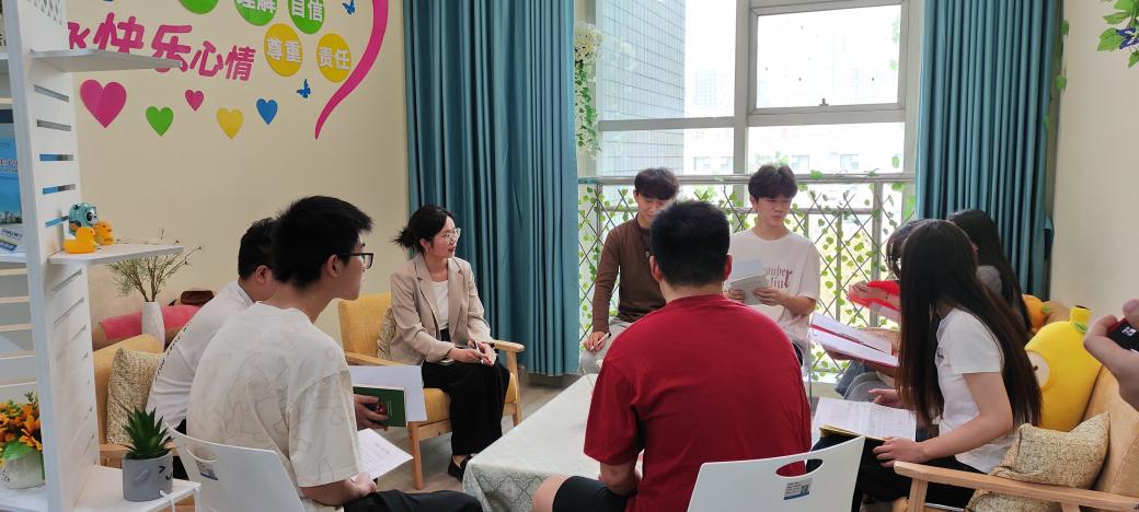 免费观看已满十八岁电视剧两女