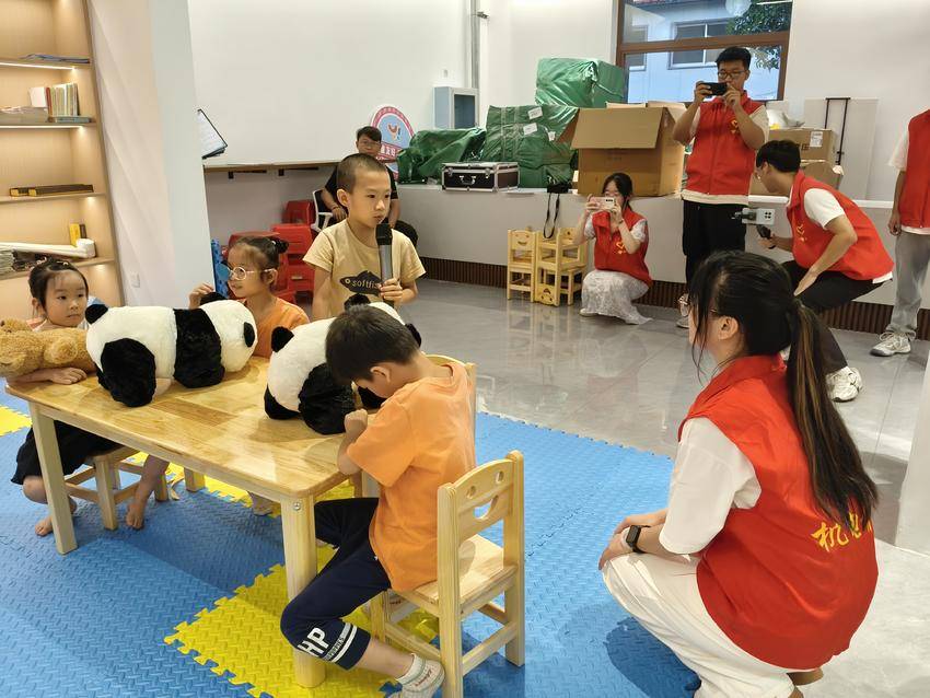 免费观看已满十八岁电视剧两女