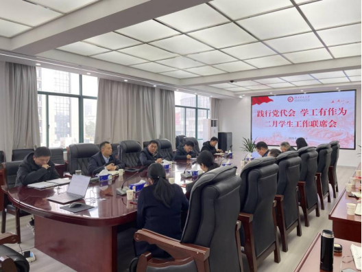 免费观看已满十八岁电视剧两女