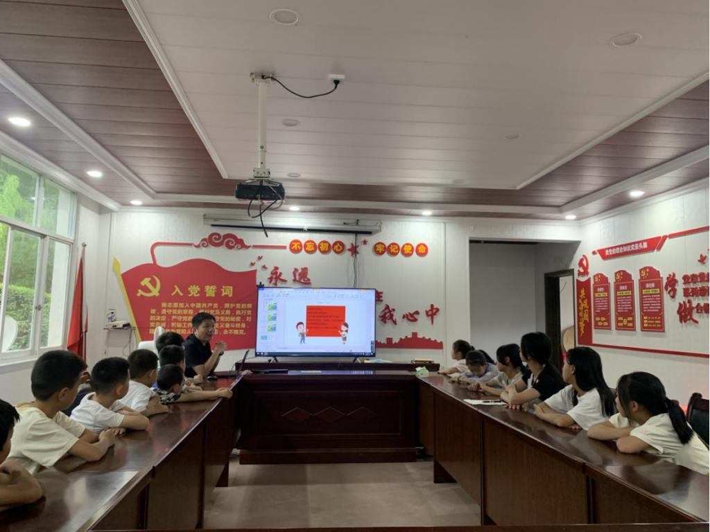 免费观看已满十八岁电视剧两女