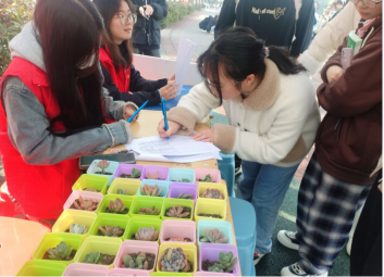 免费观看已满十八岁电视剧两女