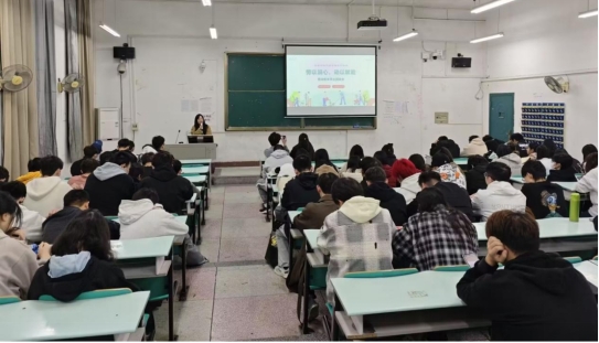 免费观看已满十八岁电视剧两女