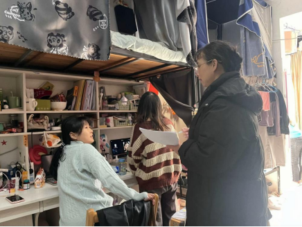 免费观看已满十八岁电视剧两女
