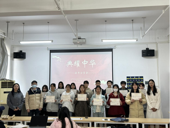 免费观看已满十八岁电视剧两女