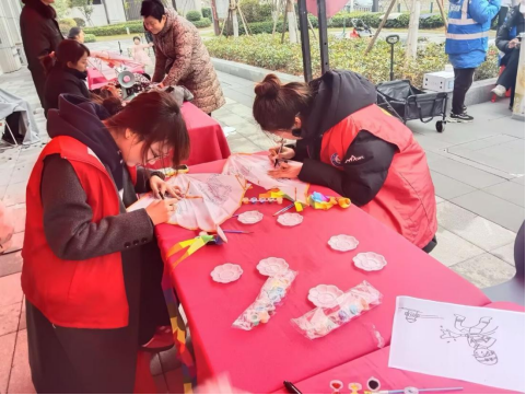 免费观看已满十八岁电视剧两女