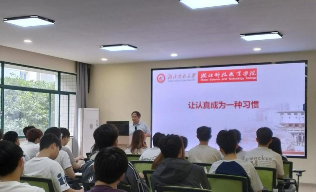 免费观看已满十八岁电视剧两女