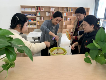 免费观看已满十八岁电视剧两女