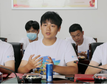 免费观看已满十八岁电视剧两女