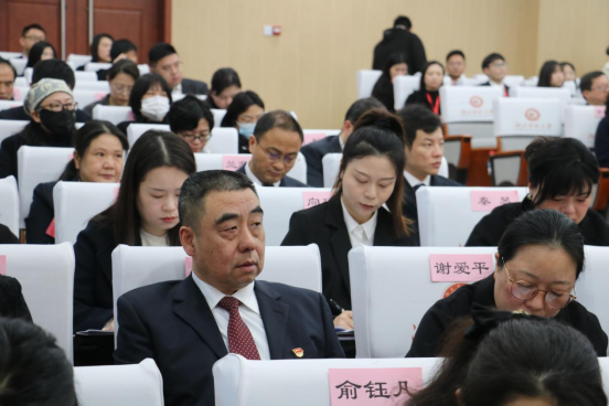 免费观看已满十八岁电视剧两女