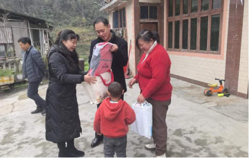 免费观看已满十八岁电视剧两女