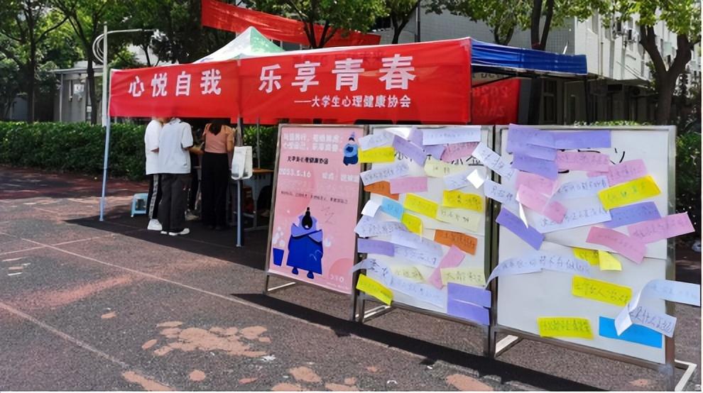 免费观看已满十八岁电视剧两女