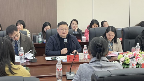 免费观看已满十八岁电视剧两女