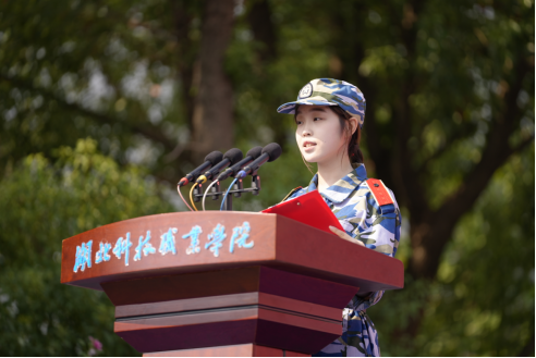 免费观看已满十八岁电视剧两女