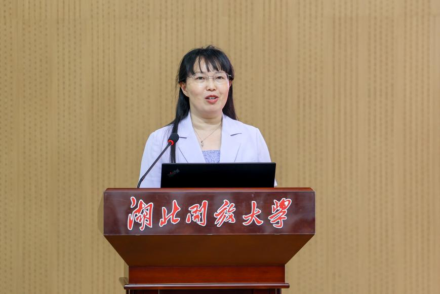 免费观看已满十八岁电视剧两女