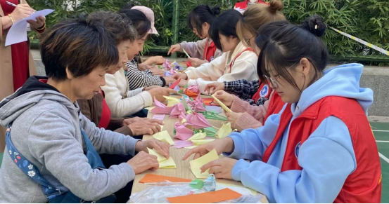 免费观看已满十八岁电视剧两女