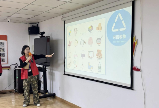 免费观看已满十八岁电视剧两女