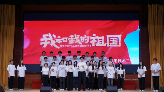 免费观看已满十八岁电视剧两女